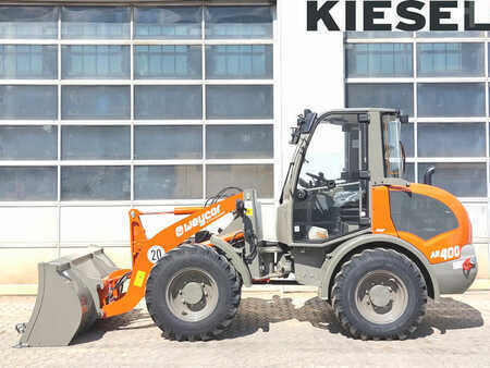 Wielladers 2024 Atlas AR400 (1)