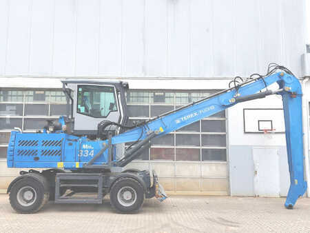 Materiaalinkäsittelykoneet  2013 Fuchs MHL334 D (6)