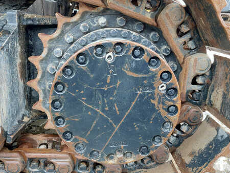 Koparki do wyburzeń 2016 Hitachi KTEG KMC400-6 (12)