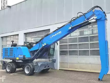 Anyagkezelő 2022 Fuchs MHL331 F (4)
