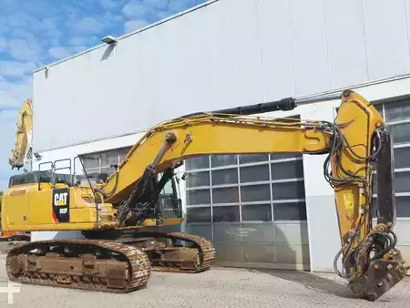 Koparki gąsienicowe 2019 Caterpillar 352F (4)