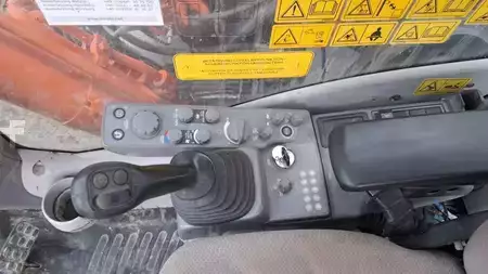 Excavadoras de cadenas 2016 Hitachi ZX210LC-5 (14)