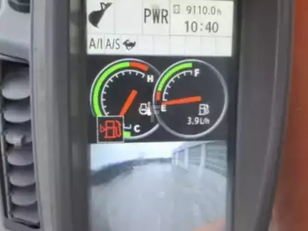 Excavadoras de cadenas 2016 Hitachi ZX210LC-5 (15)