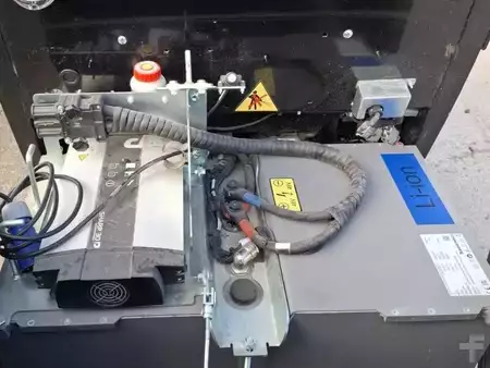 Kompaktlader 2023 Giant G2200E X-TRA (6)