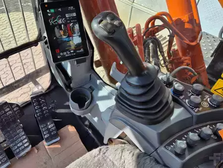 Rupsgraafmachines 2023 Hitachi ZX250LCN-7 (17)