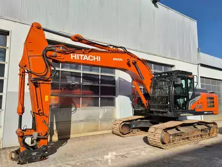 Rupsgraafmachines 2023 Hitachi ZX250LCN-7 (2)