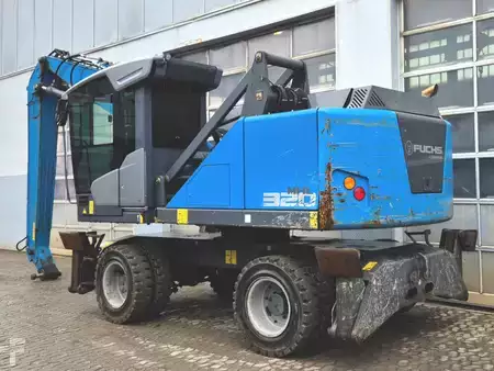 Konvolutt gravemaskin 2020 Fuchs MHL320 F (3)