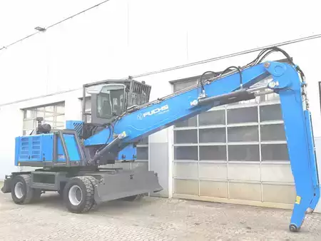 Konvolutt gravemaskin 2018 Fuchs MHL334 F (4)