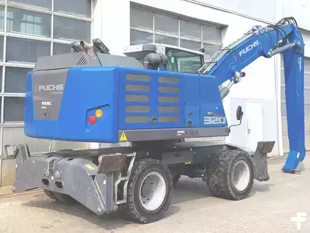 Konvolutt gravemaskin 2016 Fuchs MHL320 F (6)