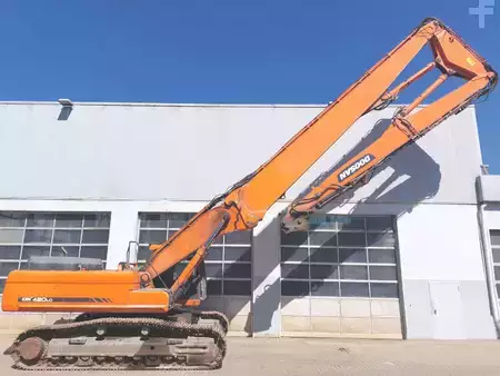 Demoliční bagry 2012 Doosan DX420LC (5)