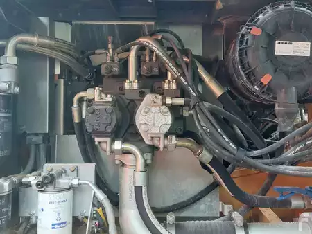 Kedjegraver 2017 Liebherr R922 SLC (11)