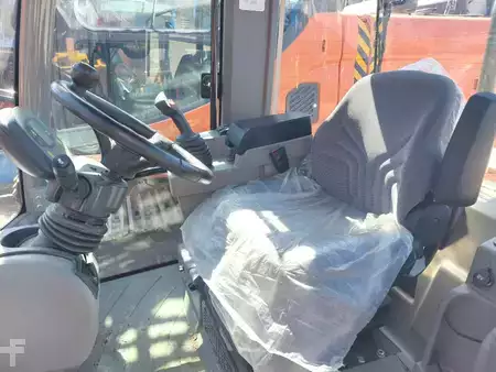 Chargeuse sur pneus 2023 Atlas AR420 (9)