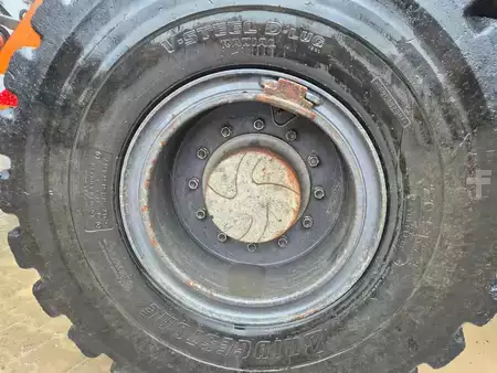 Chargeuse sur pneus 2020 Atlas AR640 (12)