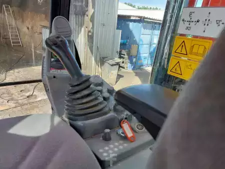 Excavadoras de cadenas 2017 Hitachi KTEG KLS400-6 (12)