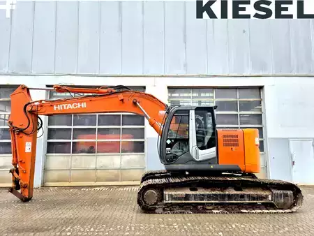 Excavadoras de cadenas 2013 Hitachi ZX225USLC-3 (1)