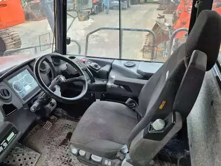 Dumper/Dúmpers articulados 2019 Bell B60E (13)