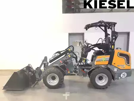 Kompaktní nakladače 2023 Giant G2700E X-Tra Elektro (1)