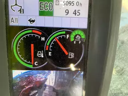 Koparki do wyburzeń 2019 Hitachi KTEG KMC600P-6 (2)