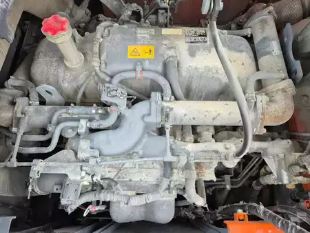 Koparki do wyburzeń 2019 Hitachi KTEG KMC600P-6 (7)