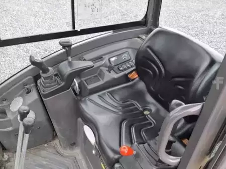 Mini-koparki 2023 Volvo EC18E (7)
