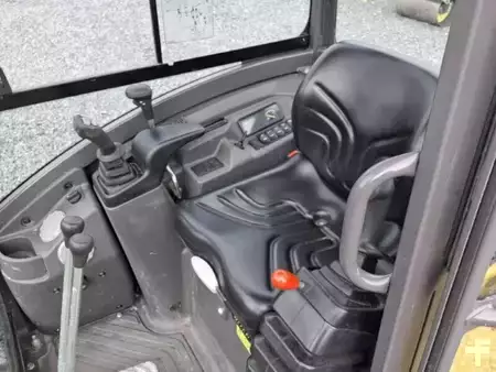 Mini-koparki 2023 Volvo EC18E (8)
