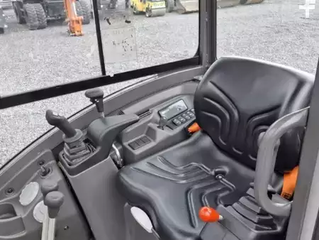 Mini-koparki 2023 Volvo EC18E (8)