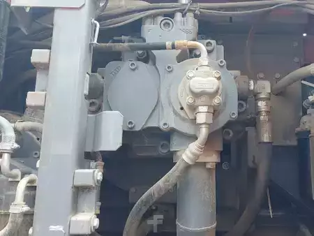 Escavatori cingolati 2021 Hitachi ZX490LCH-7 (8)