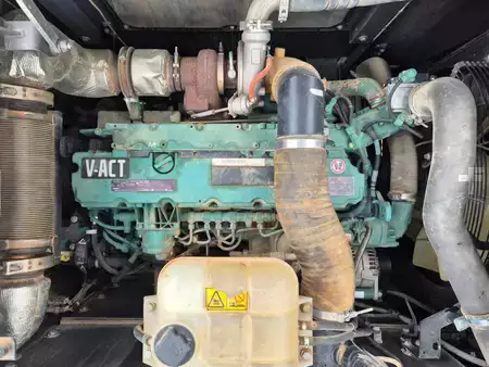 Korečková rýpadla 2019 Volvo EC250ENL (7)