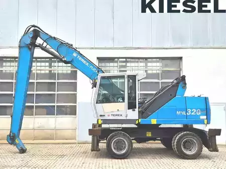 Materiel handler 2016 Fuchs MHL320 D (1)