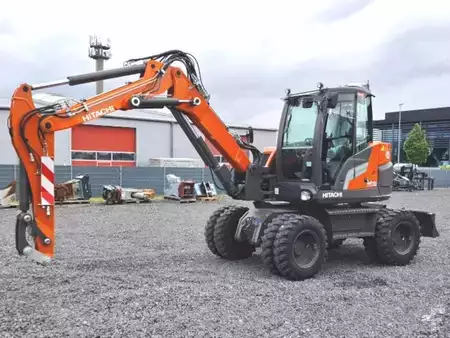 Kompaktní nakladače 2024 Hitachi ZX95W-7 (2)