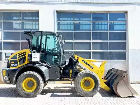 Pyöräkuormaajat 2016 Komatsu WA100M-7 (5)