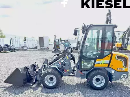 Kompaktní nakladače 2023 Giant G2700E X-Tra Elektro (1)