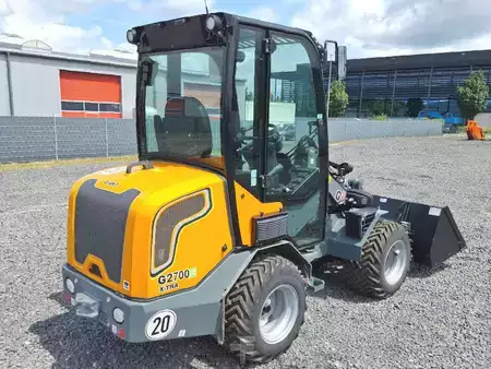 Kompaktní nakladače 2023 Giant G2700E X-Tra Elektro (6)