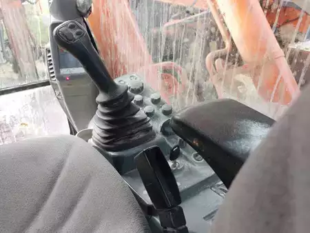 Escavatori cingolati 2016 Hitachi ZX490LCH-6 (12)