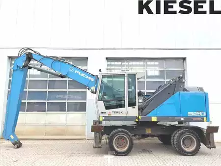 Překládací bagry  2016 Fuchs MHL320 F (1)