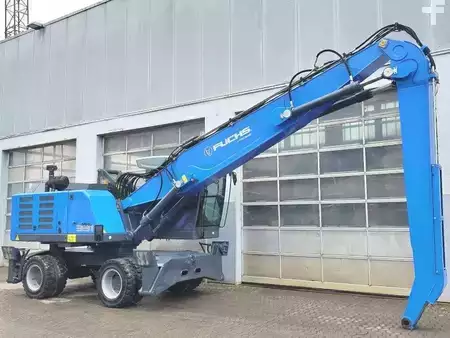 Materiaalinkäsittelykoneet  2022 Fuchs MHL331 F (4)