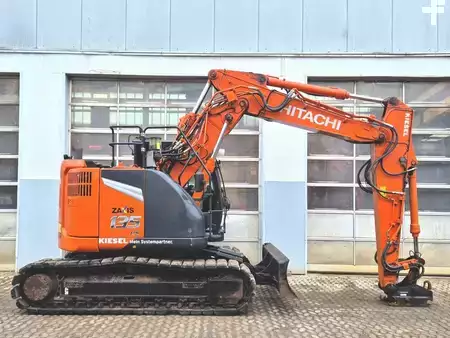 Escavatori cingolati 2022 Hitachi ZX135US-7 (5)