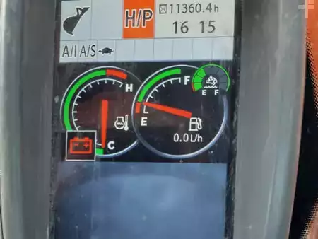 Pelles sur chenilles 2016 Hitachi ZX490LCH-6 (13)