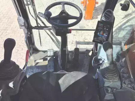 Wheel Excavators 2024 Hitachi ZX180W-7 (16)