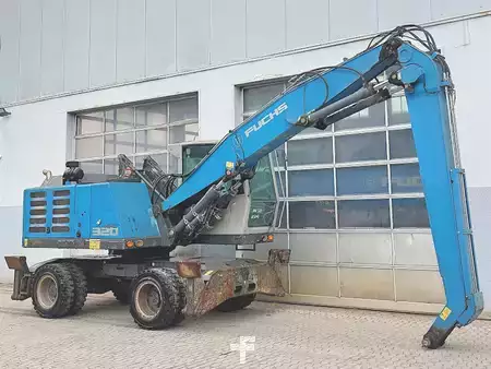 Materiaalinkäsittelykoneet  2016 Fuchs MHL320 F (4)