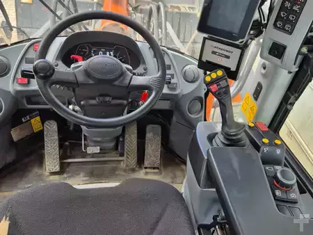 Hjullæsser 2022 Hitachi ZW220-7 (15)