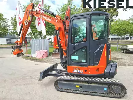 Minigraver 2023 Hitachi ZX38U-6 (1)
