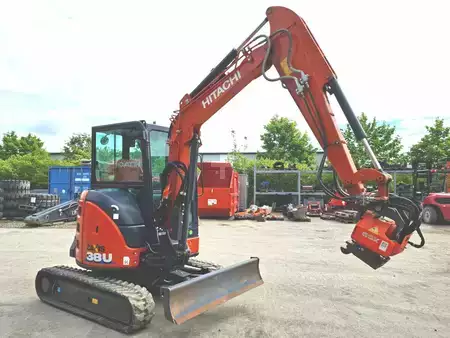 Minigraver 2023 Hitachi ZX38U-6 (4)