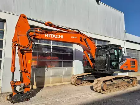 Bæltegraver 2023 Hitachi ZX250LCN-7 (2)