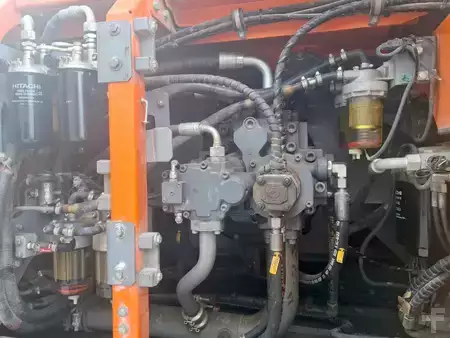 Bæltegraver 2019 Hitachi ZX490LCH-6 (9)