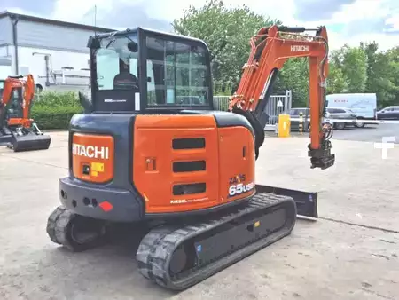 Minigraver 2023 Hitachi ZX65USB-6 (6)