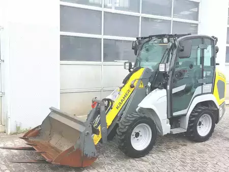Kolové nakladače 2022 Kramer 5035 (2)