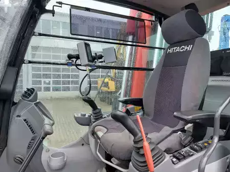 Abbruchbagger 2016 Hitachi KTEG KMC400-6 (13)