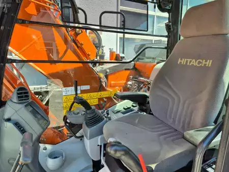Escavadora de rastos 2021 Hitachi ZX135US-6 (16)