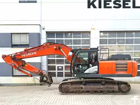 Escavadora de rastos 2016 Hitachi ZX300LCN-6 (1)